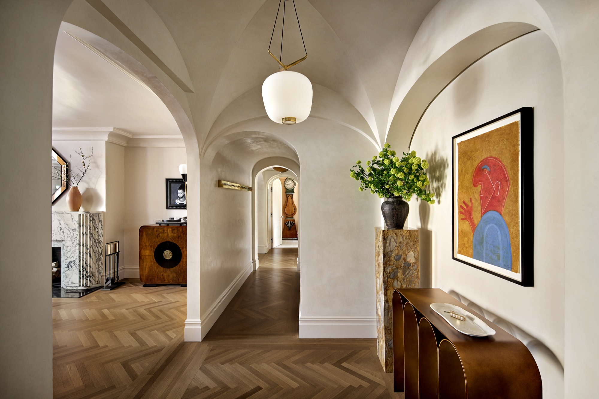 Upside Down Pied-à-Terre